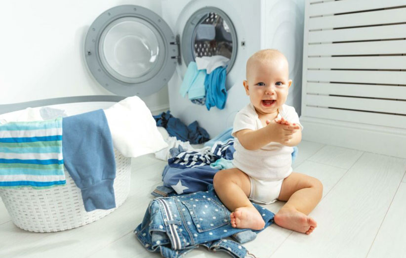 راهنمای شستشو و نگهداری لباس بچگانه برای طول عمر بیشتر
